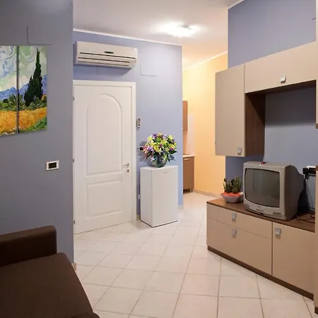 La Lanterna 3*