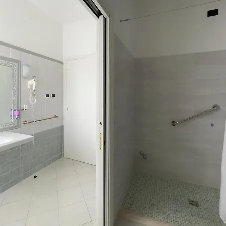 La Lanterna 호텔 3*