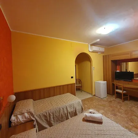 La Lanterna Hotel