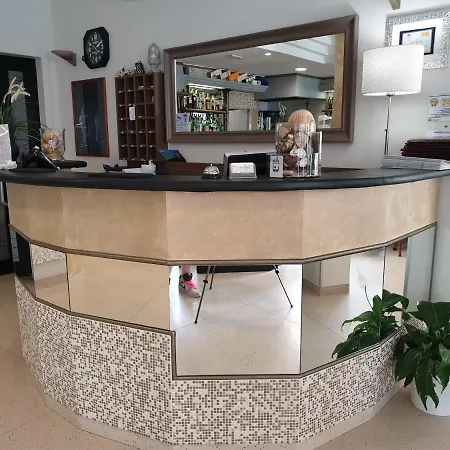 호텔 La Lanterna 3*