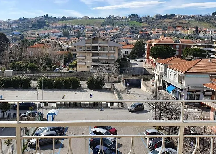 Hotel La Lanterna 3*