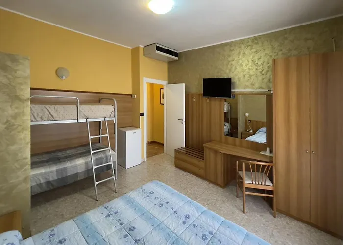 La Lanterna 3* Сильви-Марина