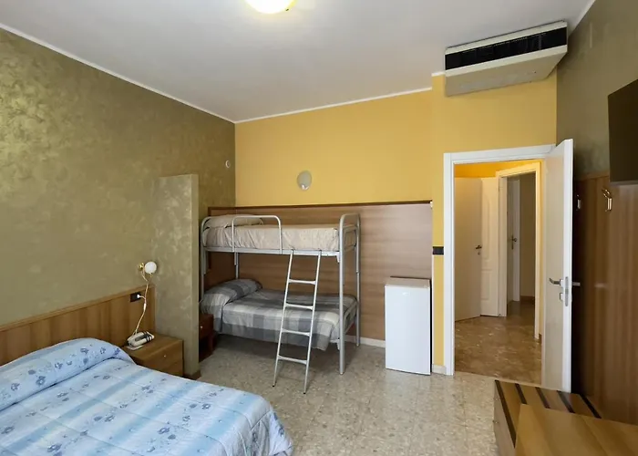 Отель La Lanterna 3*